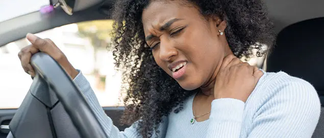 patient with whiplash needing auto accident chiropractor in Ontario
